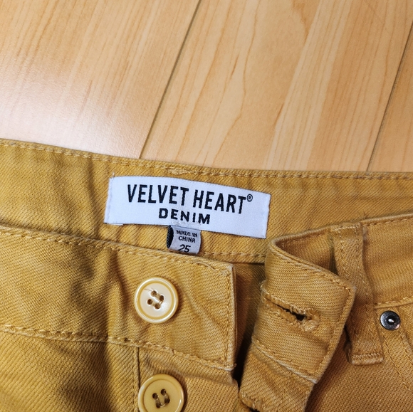 Velvet Heart mustard yellow button fly jeans - Picture 4 of 4